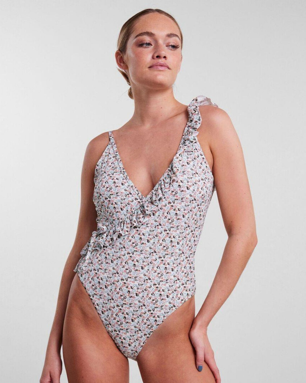 Hvid PIECES badedragt - 17121115