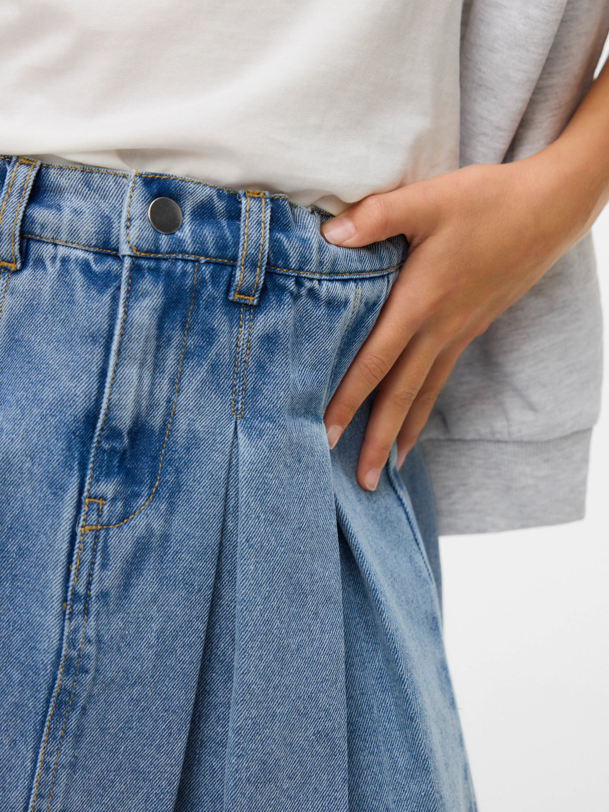 Light Blue Denim Nederdel fra Vero Moda - 10335391