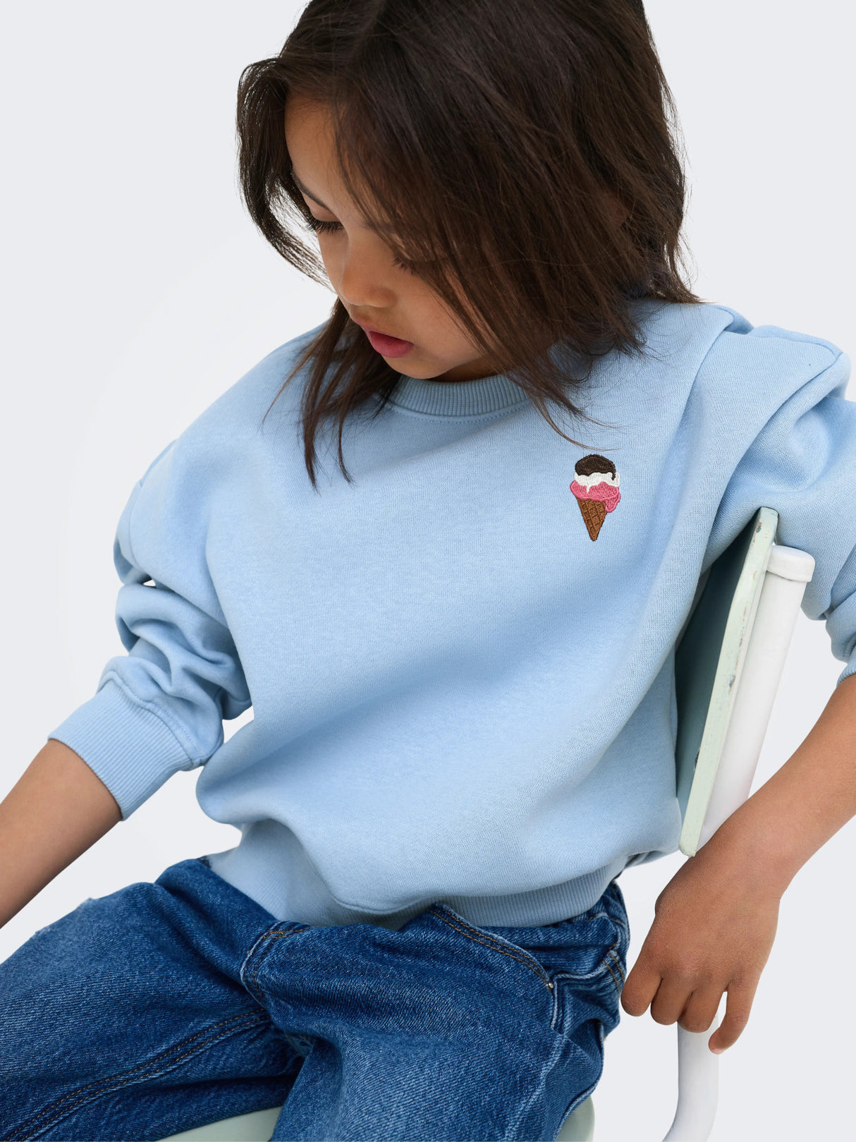 Soft Chambray EMB Icecream Sweatshirt fra KIDS MINI GIRL - 15372850