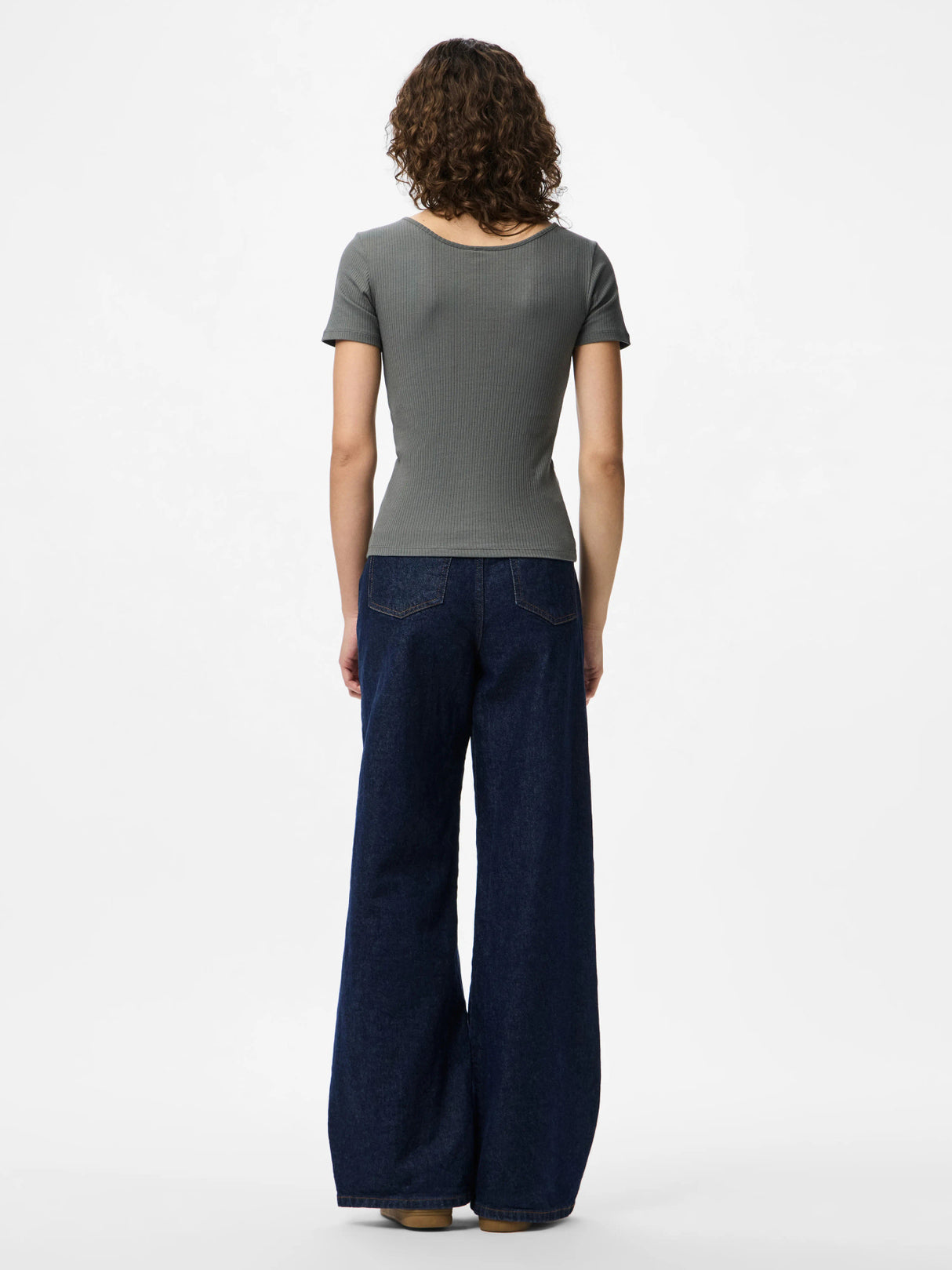 Grå Bluse fra PIECES - 17101439