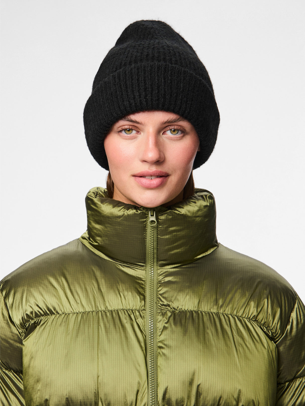 PIECES Black Hat - 17126874