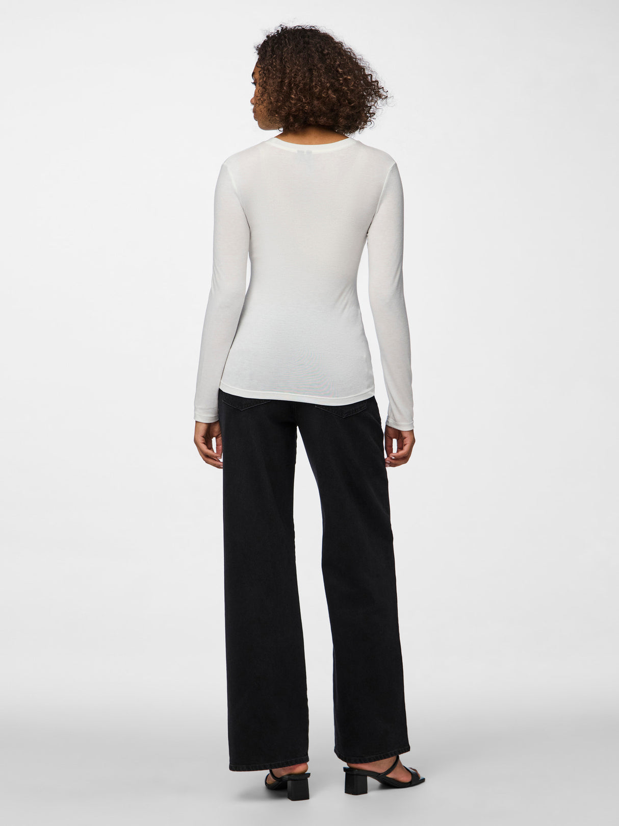 PIECES Cloud Dancer Top - 17151138