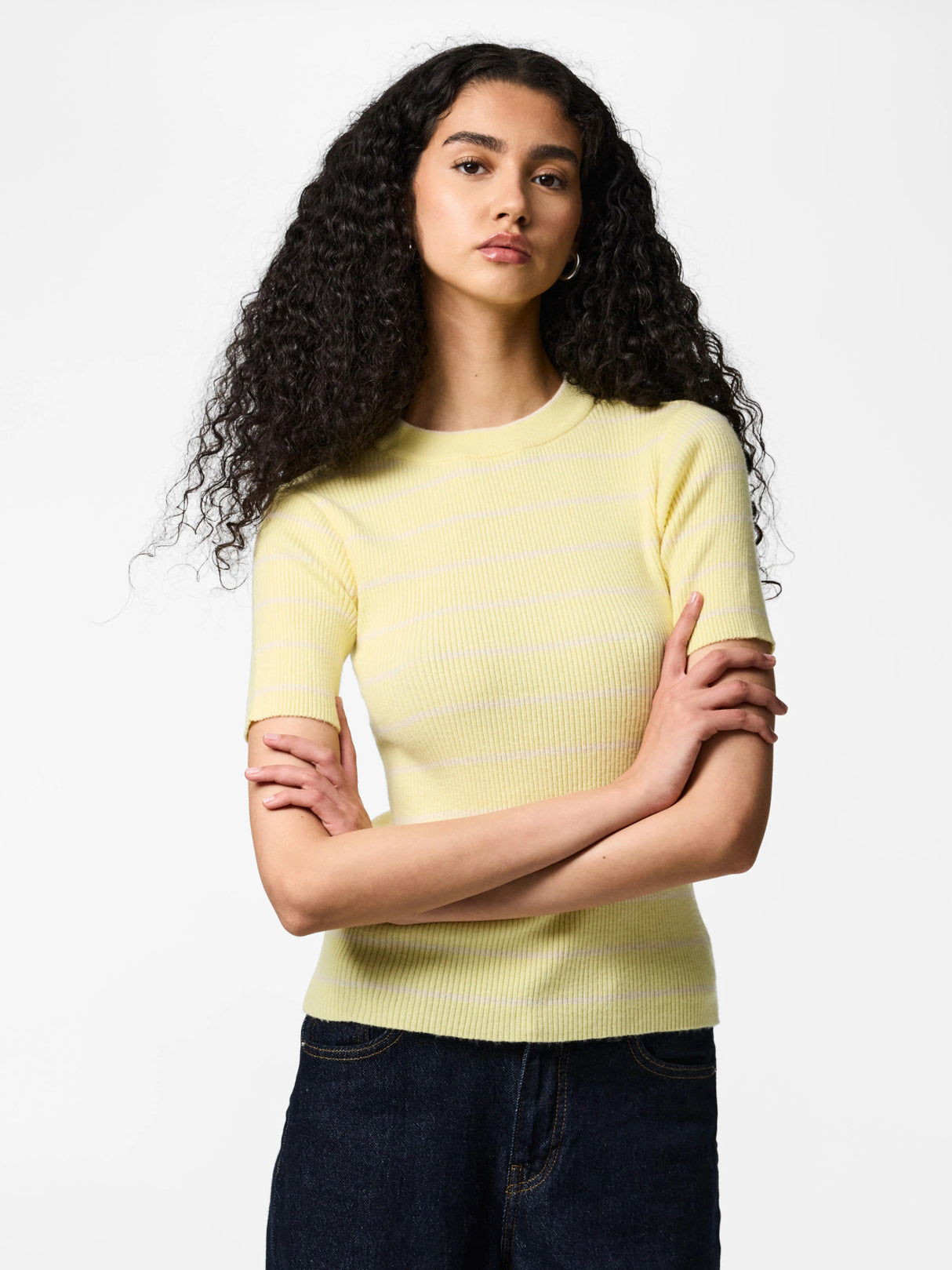French Vanilla BIRCH NARROW Striktrøje fra PIECES - 17162085