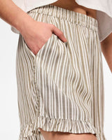 Grøn - Laurel Oak - PIECES - Shorts - stribet - 17149138