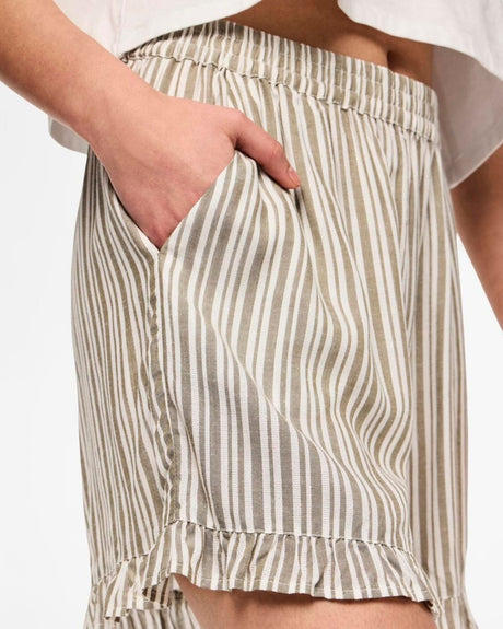 Grøn - Laurel Oak - PIECES - Shorts - stribet - 17149138