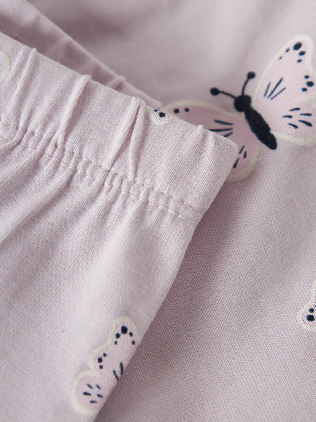 Lavender Fog Butterfly Shorts fra Name it - 13229239