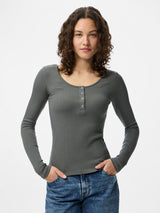 PIECES Castor Gray Top - 17101437