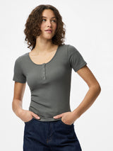 Grå Bluse fra PIECES - 17101439