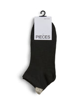 PIECES Black 2 PCK-SOLID GOLD HEAR+ GOLD STRIPE GOLD HEART Strømper - 17140773