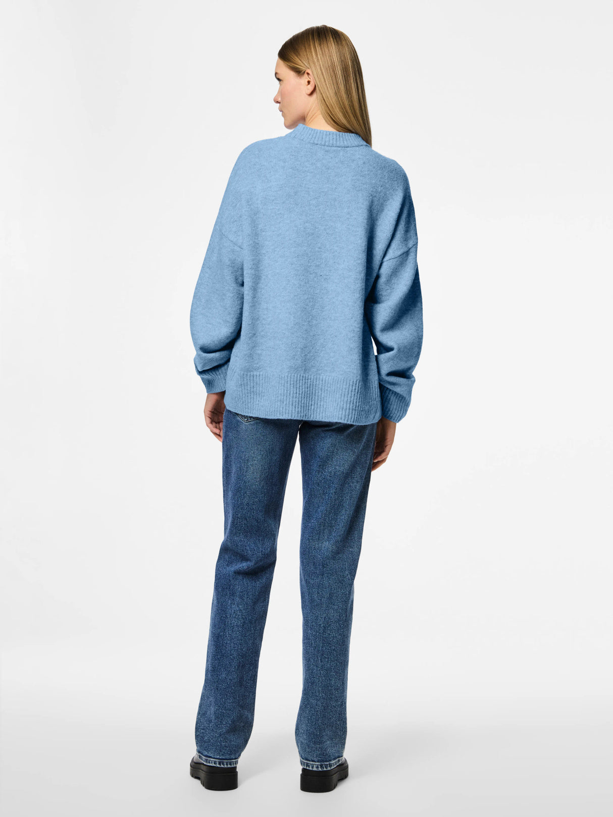 Airy Blue Striktrøje fra PIECES - 17154366
