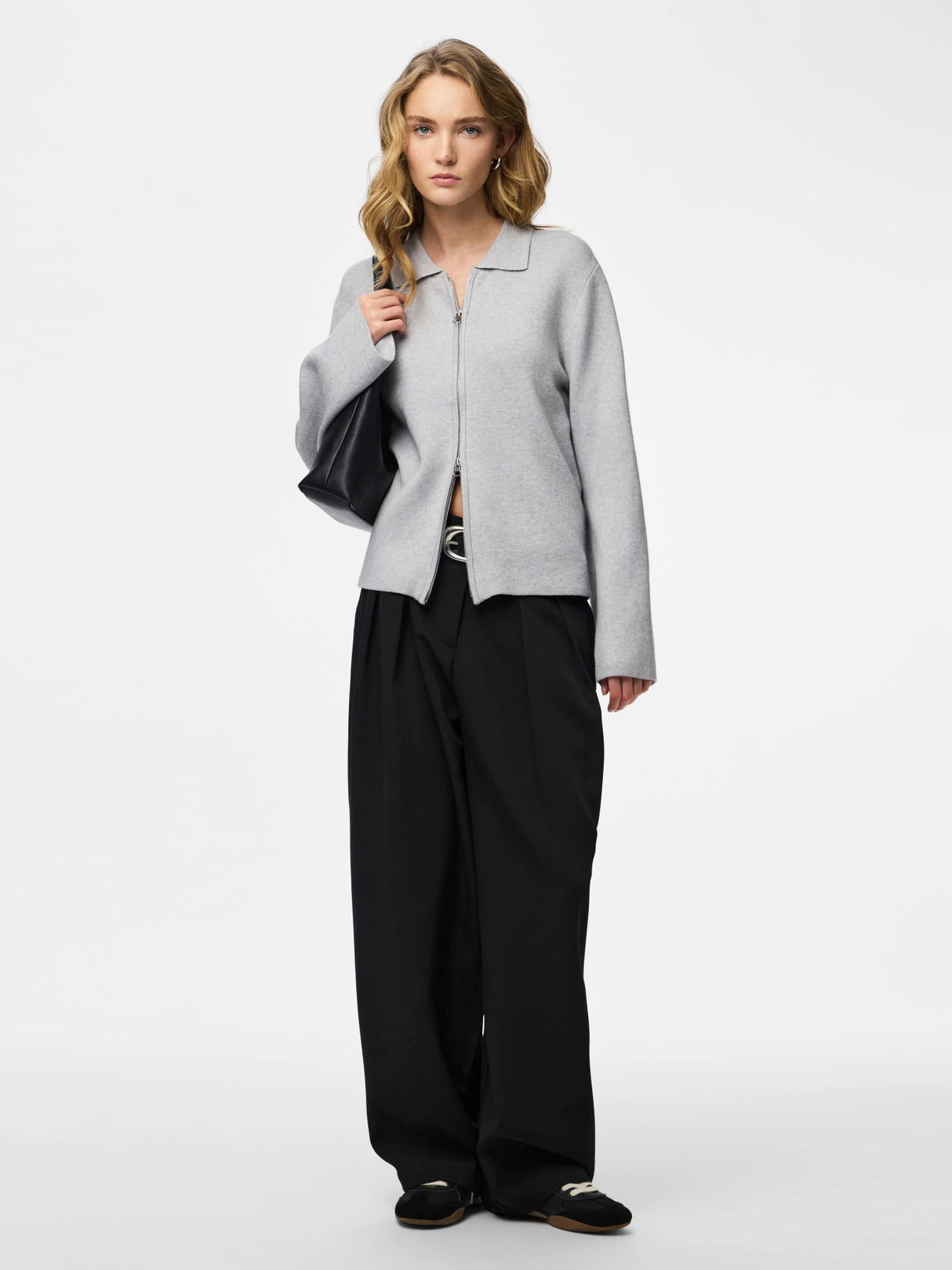 Light Grey Melange Striktrøje fra PIECES - 17162159