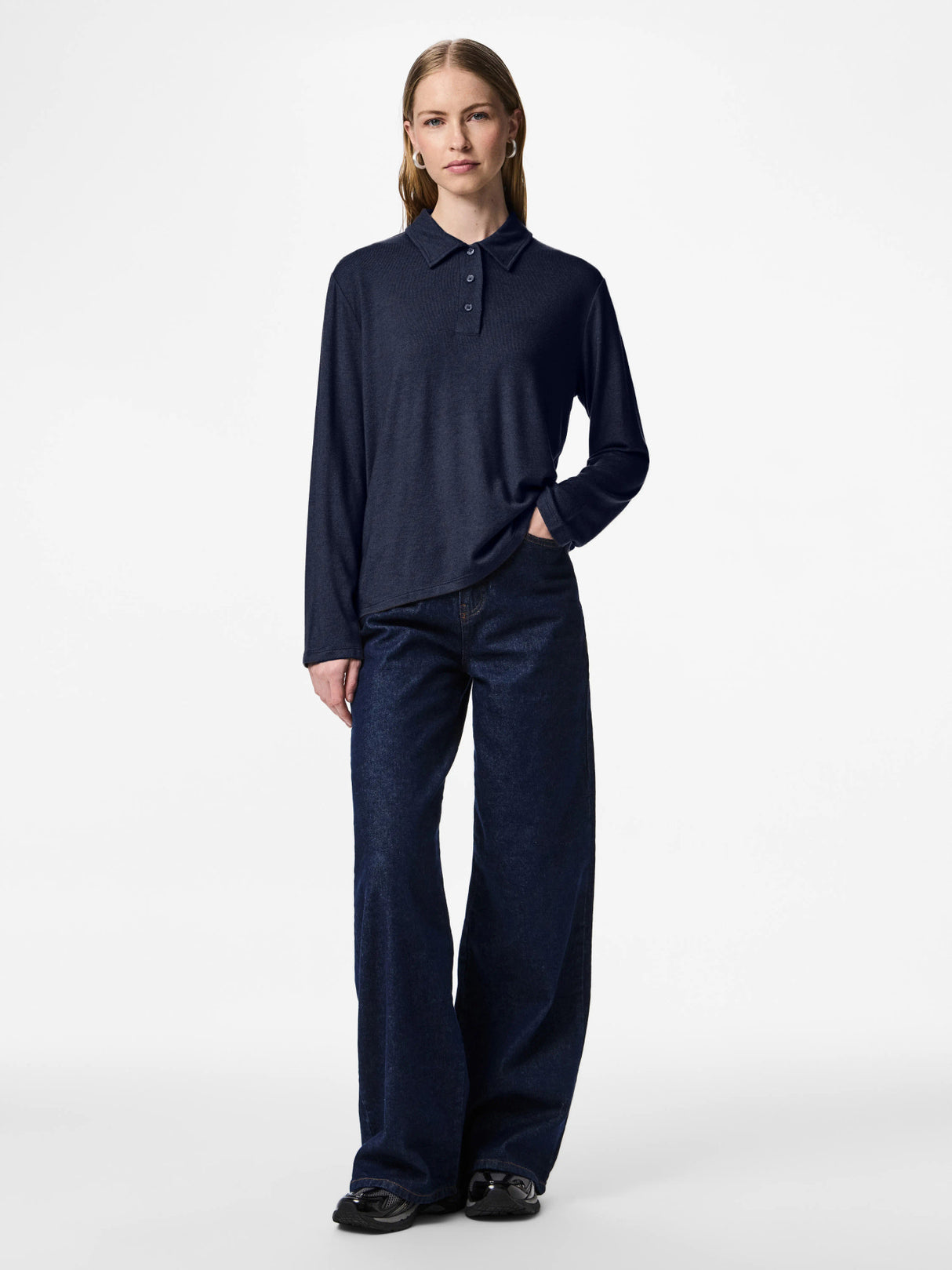 Maritime Blue Top fra PIECES - 17162230