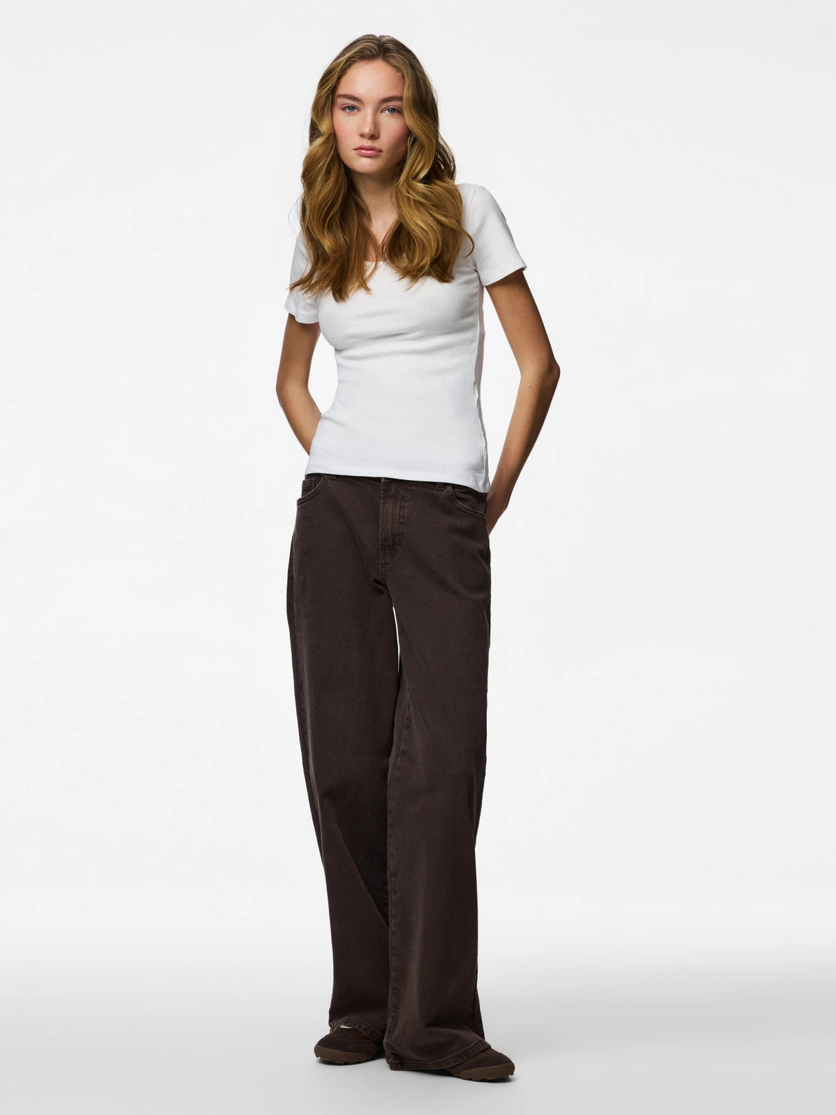 Bright White Top fra PIECES - 17162320