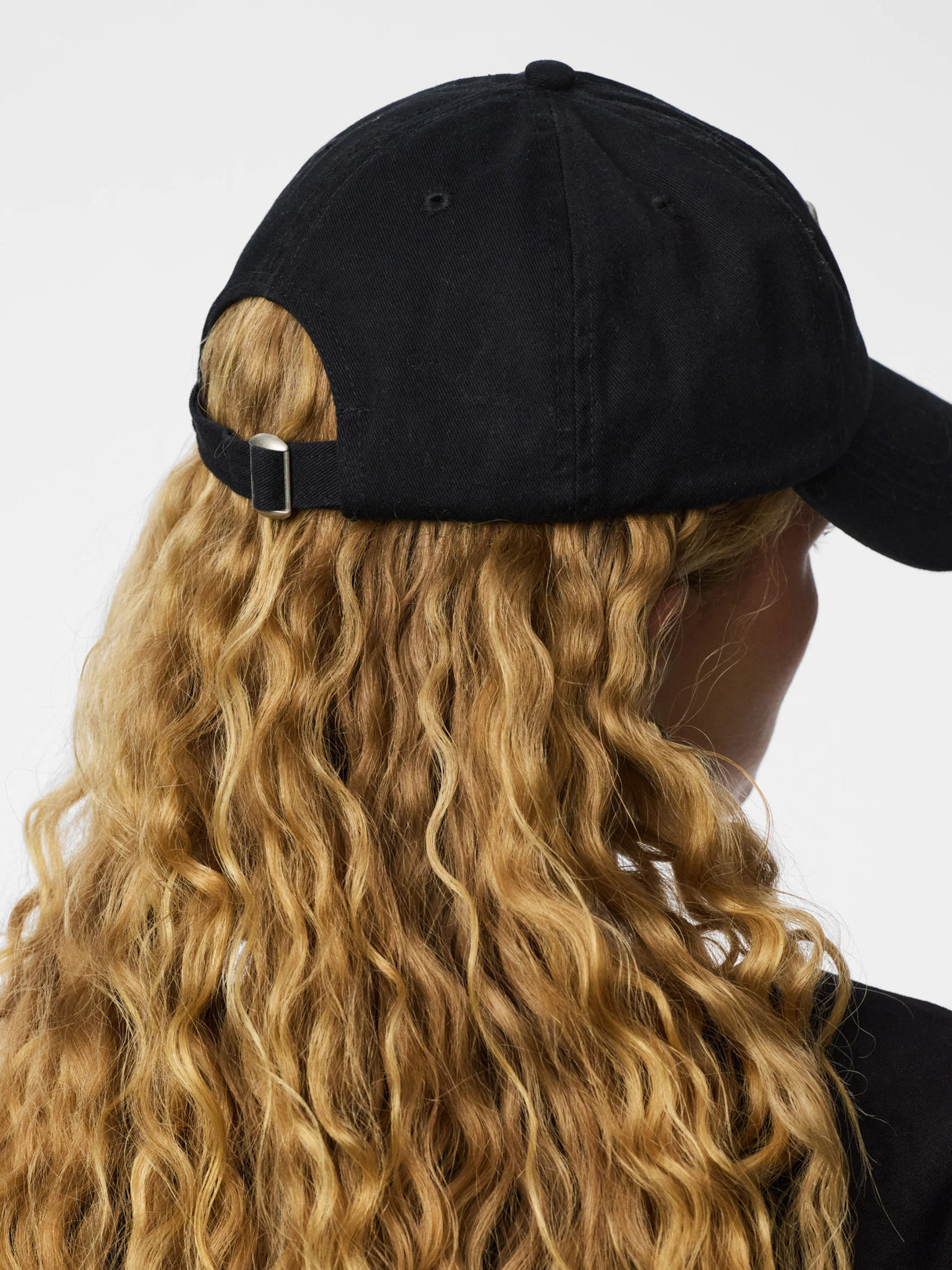 Black Cloud dancer/ PP Hat fra PIECES - 17164818