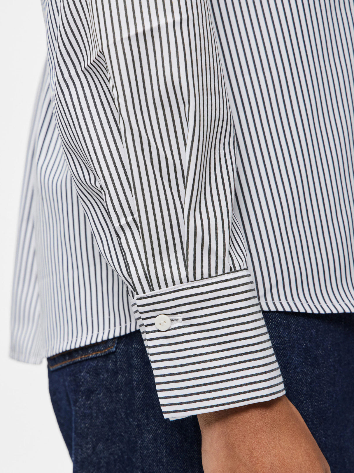 Bright White BLACK Bluse fra PIECES - 17167177