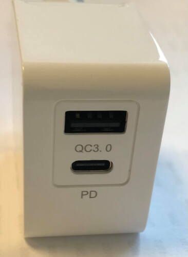 USB lader 1xUSB 1xUSB-C