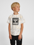 Hvid Hummel t-shirt med cool print og logo - 217648-9806