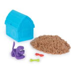 Kinetic Sand Doggie Dig Asst. CDU Incl. 170 g sand. Dig for treasures and tools.